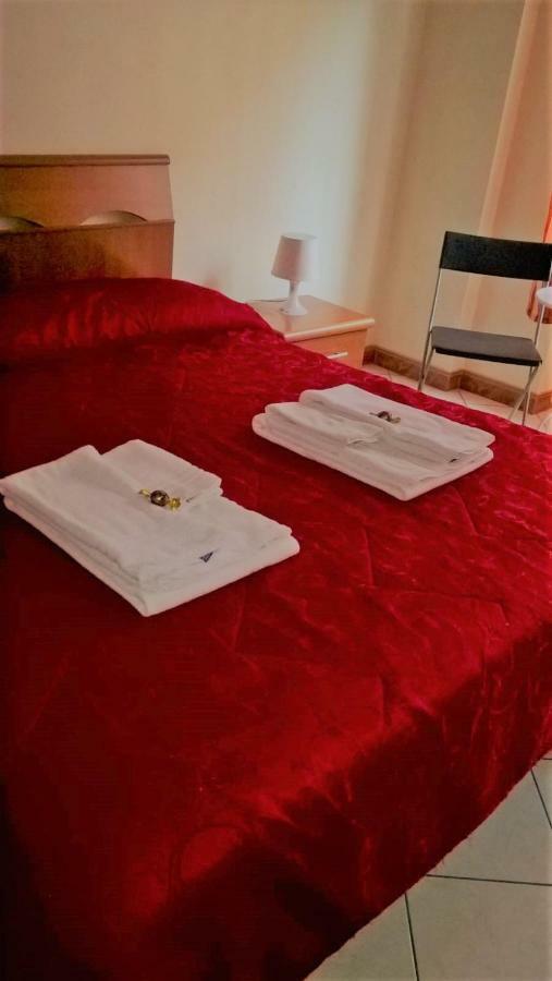 Felicia Rooms Rome Bagian luar foto