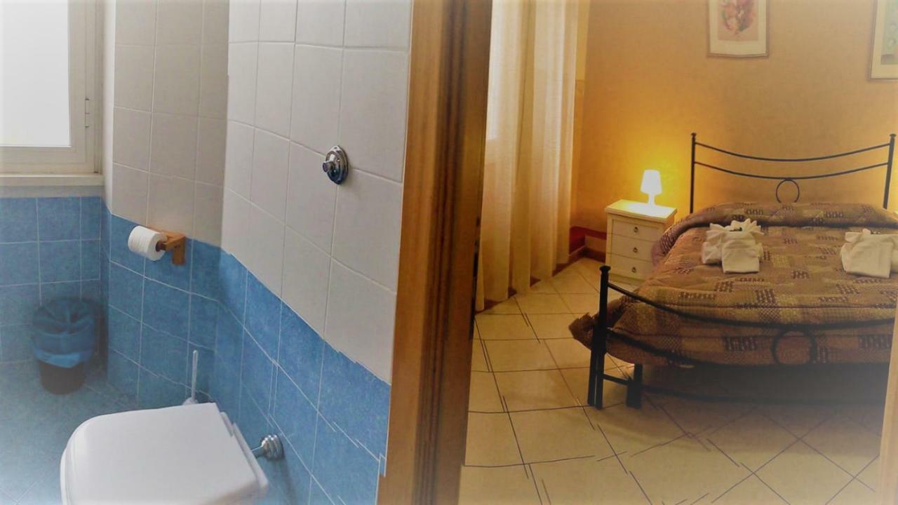 Felicia Rooms Rome Bagian luar foto